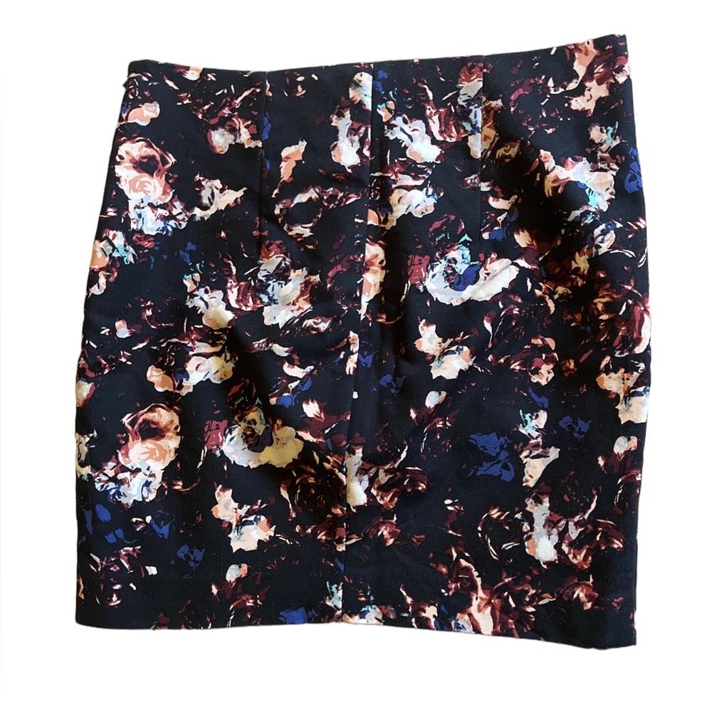 RW&CO. multicolour patterned cotton blend mini skirt with black stretch lining - Picture 4 of 10